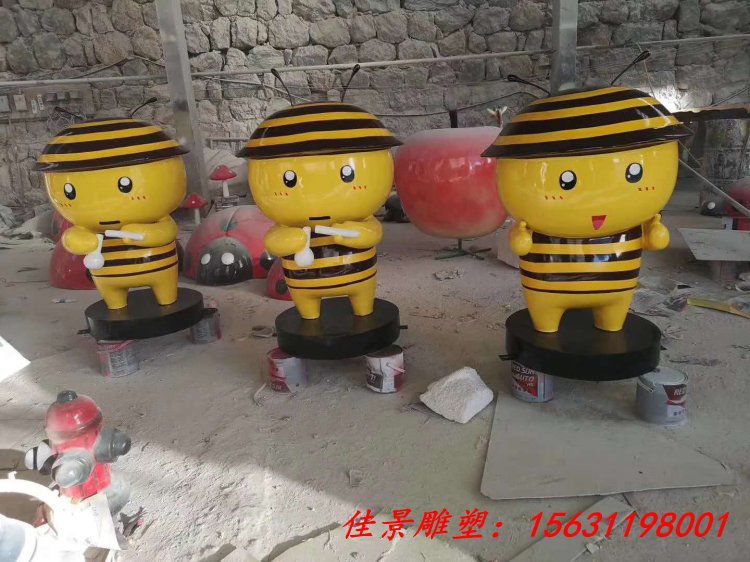 玻璃钢卡通小蜜蜂雕塑步行街商场装饰摆件 (1)
