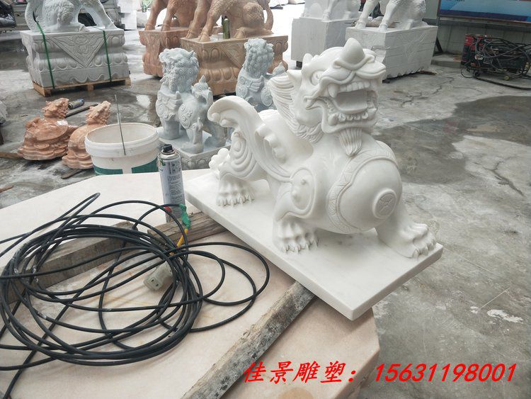 汉白玉貔貅雕塑招财动物雕塑 (2)