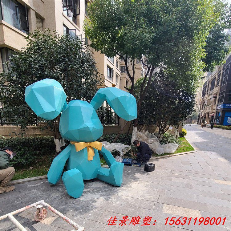 玻璃钢卡通兔子动物雕塑 景观雕塑定制 (3)