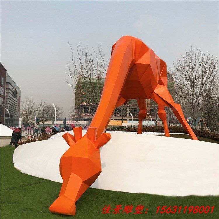 不锈钢几何切面长颈鹿雕塑 (2)