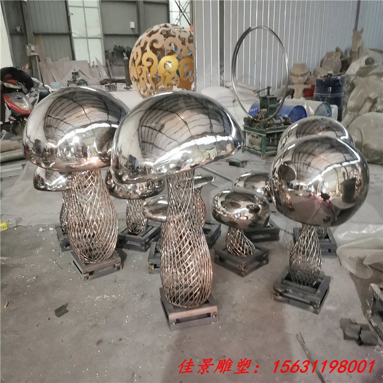 不锈钢镜面蘑菇雕塑 (3)