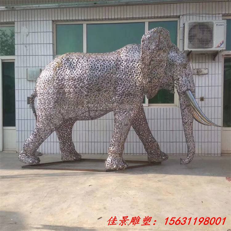 不锈钢镂空大象雕塑 发光动物镜面草坪景观摆件 (3)