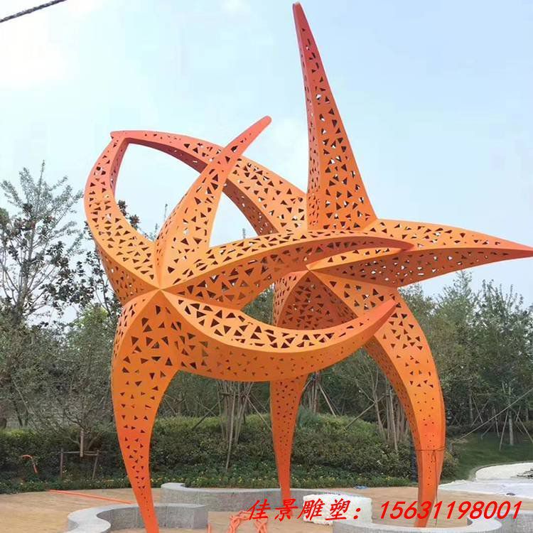 广场雕塑的形式美
