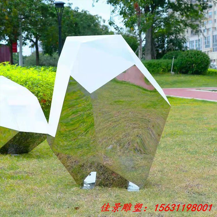 户外不锈钢镜面几何石头雕塑金属块面石落地广场公园 (1)