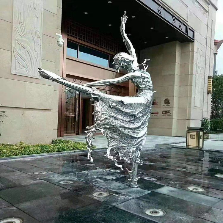 镜面人物雕塑的表面处理有哪些方法