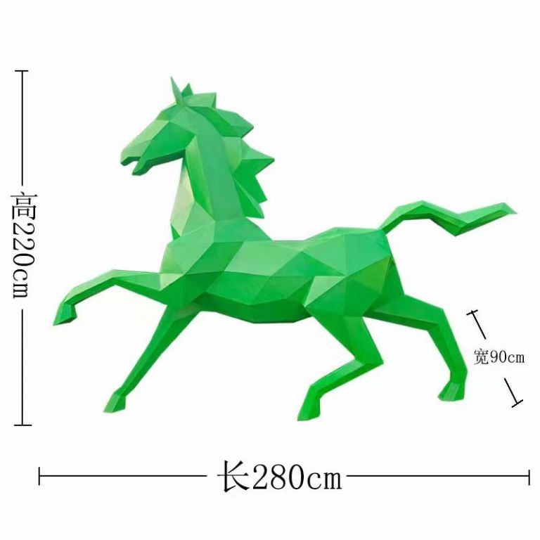 如何设计镜面马雕塑的造型