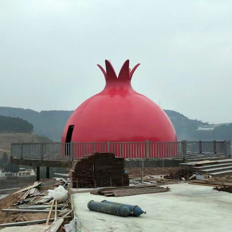 不锈钢石榴雕塑在不同历史时期的表现形式有何变化