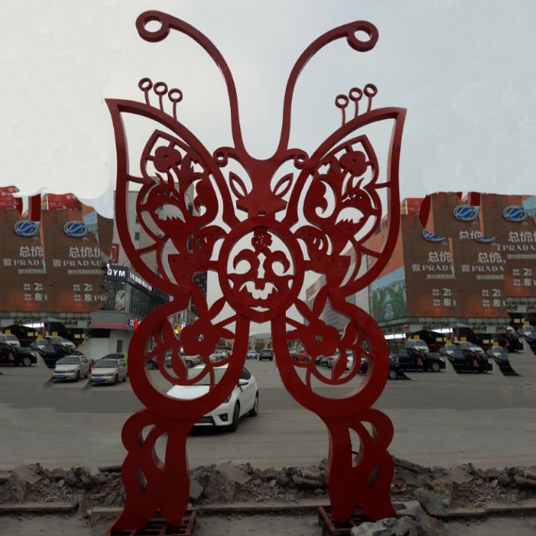 不锈钢蝴蝶雕塑的制作过程中，如何体现可持续发展理念