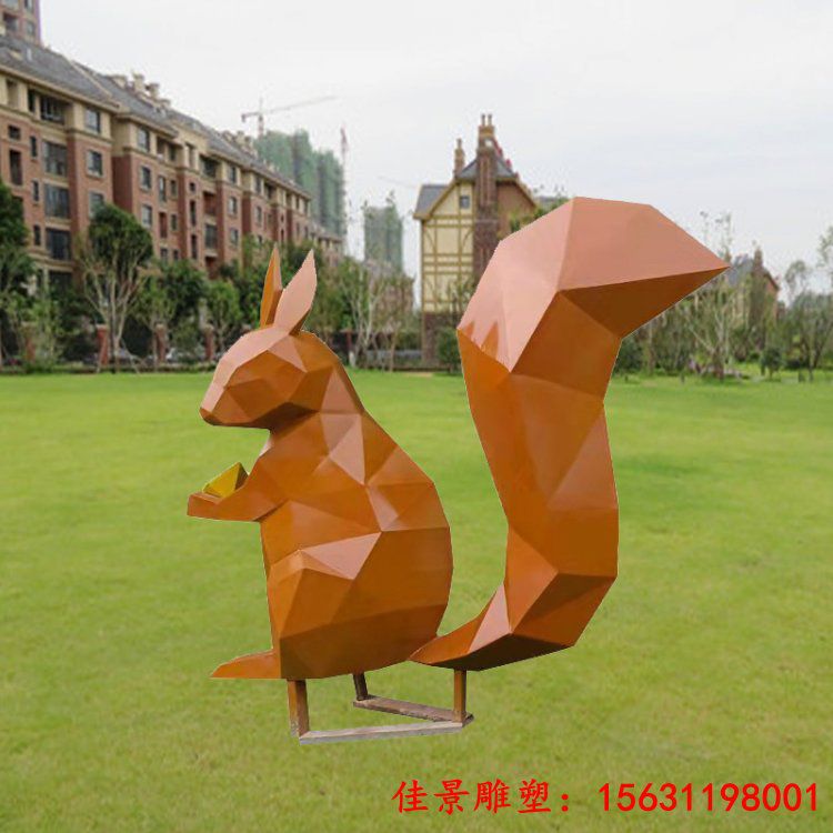 不锈钢几何切面彩绘松鼠雕塑彩色动物摆件