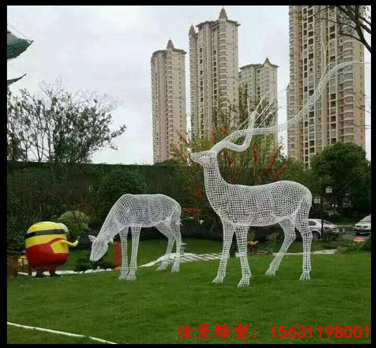 小区动物不锈钢草坪镂空梅花鹿雕塑