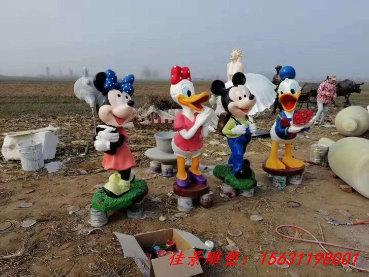 玻璃钢卡通动物米老鼠唐老鸭雕塑