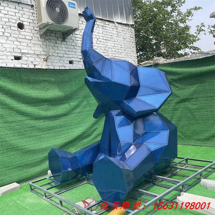 不锈钢几何大象雕塑