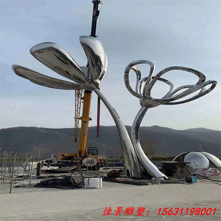 不锈钢镜面抽象花朵雕塑