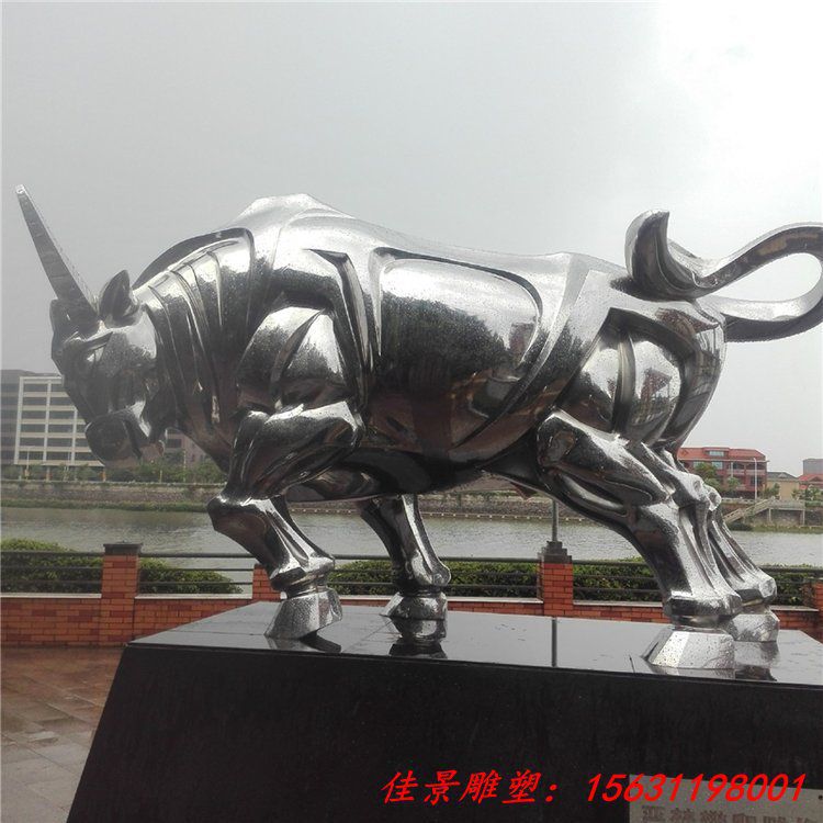 不锈钢镜面动物华尔街牛雕塑