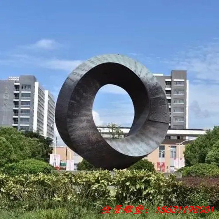 不锈钢大型圆环雕塑