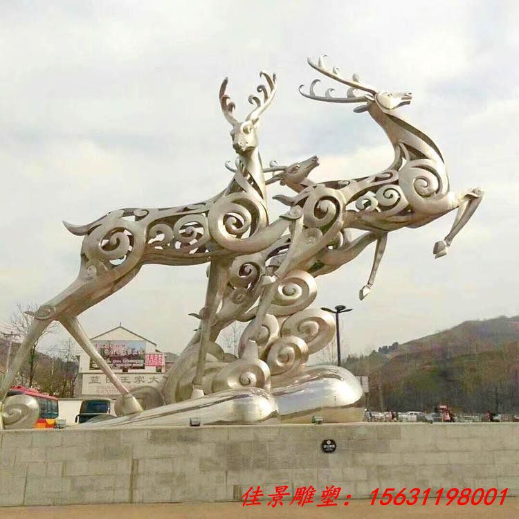广场动物不锈钢驯鹿雕塑