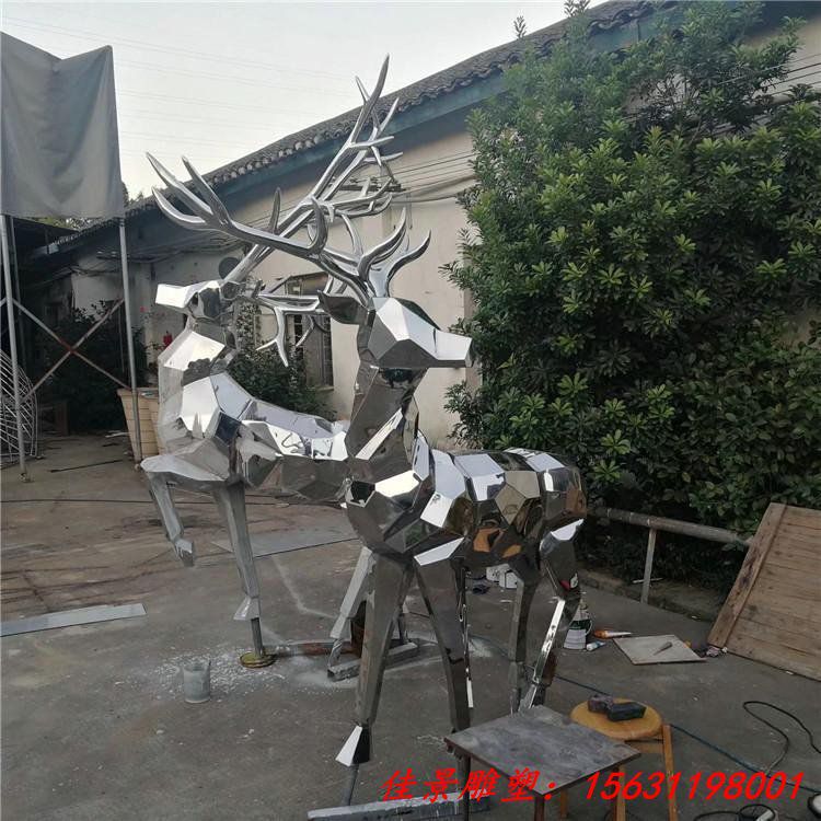 不锈钢几何小鹿雕塑