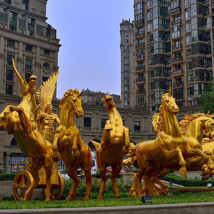 金色群马景观动物铜雕