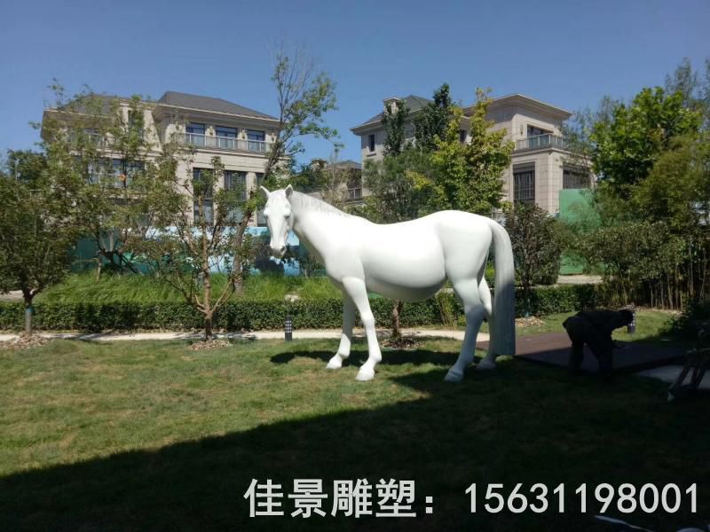 白色八骏马广场铜雕