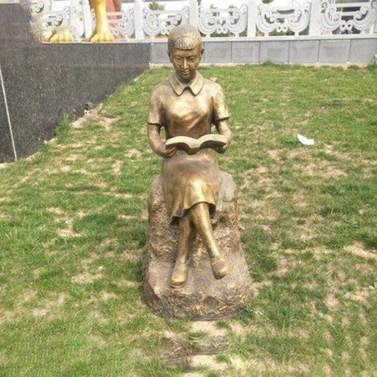 看书小女孩城市铜雕