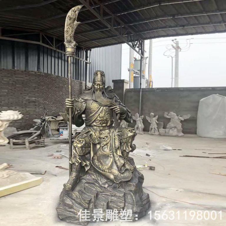 撸胡须关公人物铜雕