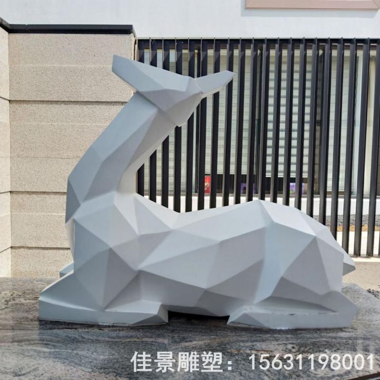 卧姿鹿商场不锈钢雕塑
