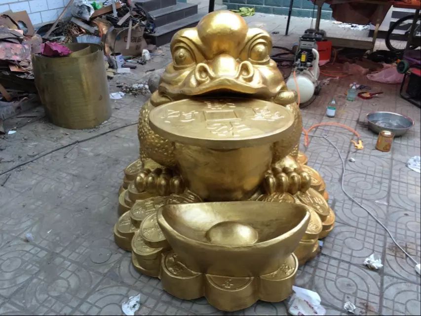 金色金蟾广场景观铜雕