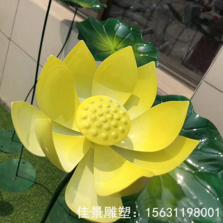 不锈钢广场荷花彩绘雕塑