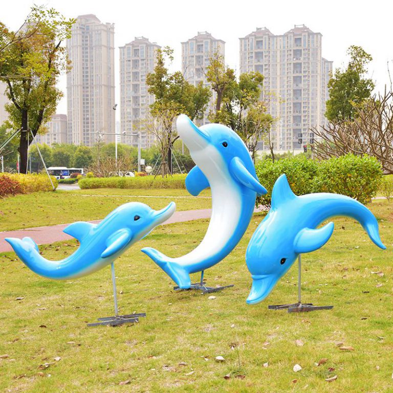 彩绘海豚不锈钢景观雕塑