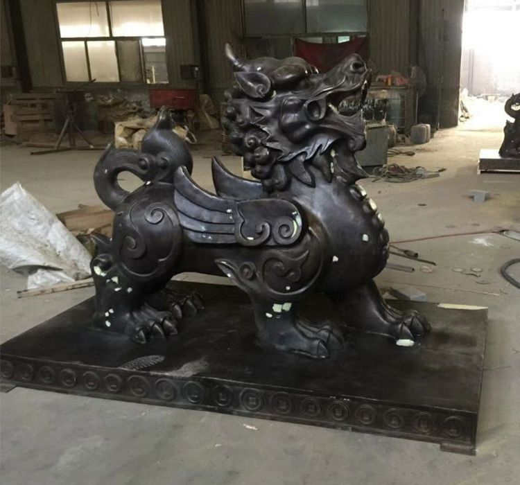 神兽貔貅抽象动物铜雕
