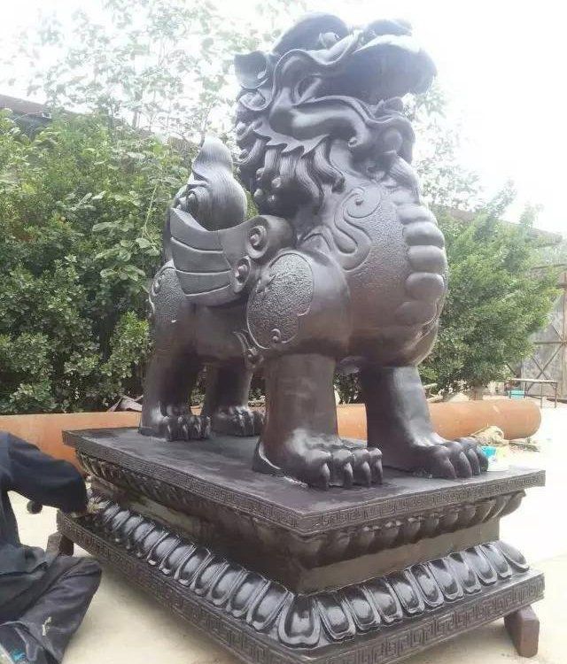 神兽貔貅街边动物铜雕