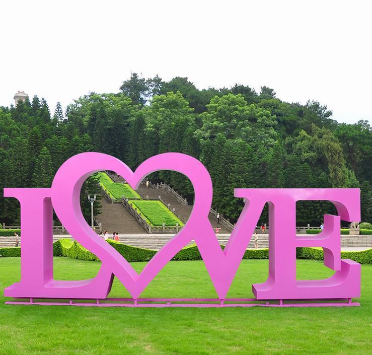 字母love户外不锈钢雕塑