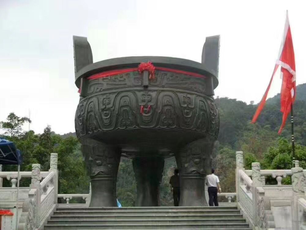 大型三足铜鼎景观铜雕
