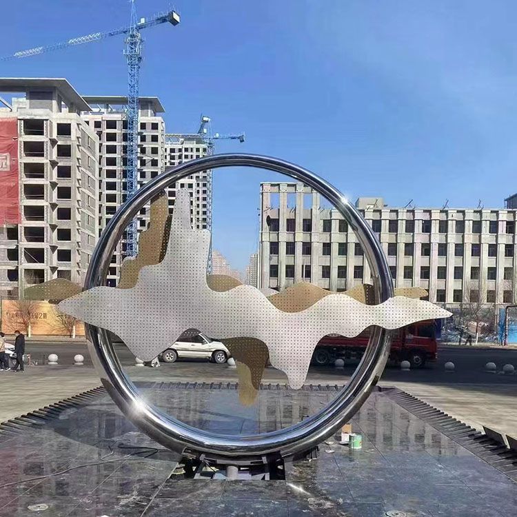 不锈钢异形圆环景区雕塑