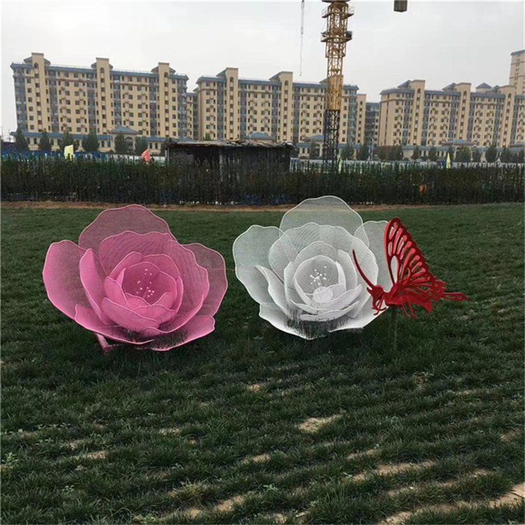 抽象镂空花朵不锈钢雕塑