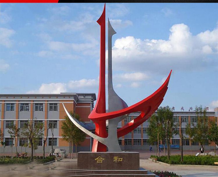 不锈钢合和彩绘镜面雕塑