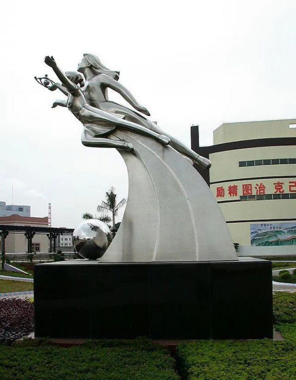 不锈钢希望人物景观雕塑