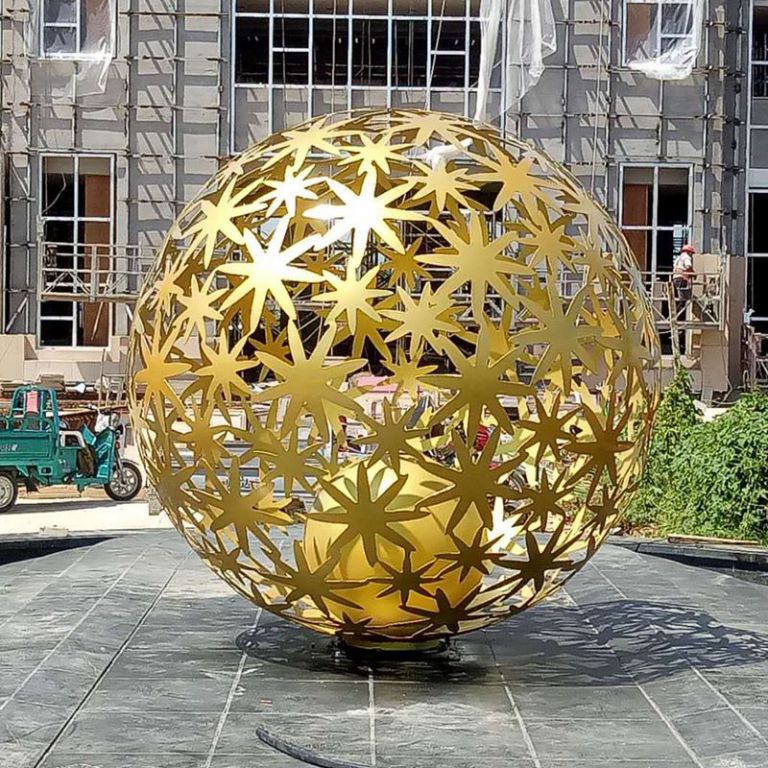 金色镂空球景观不锈钢雕塑