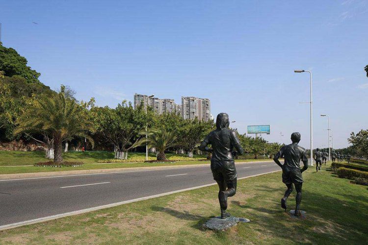 跑步运动景区人物铜雕