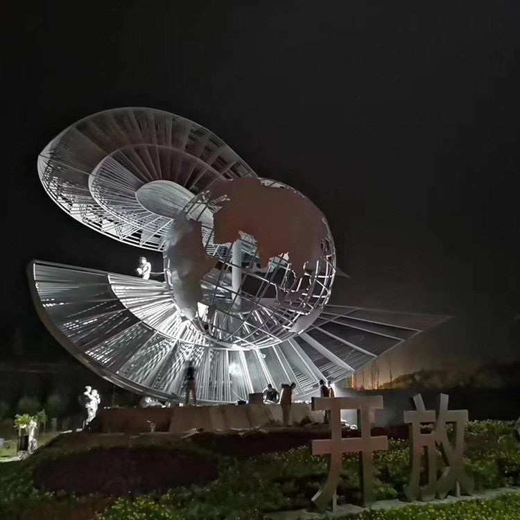 不锈钢镂空眼睛小区雕塑