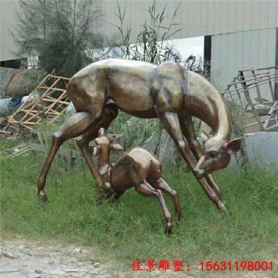 玻璃钢仿铜羊羔跪乳雕塑公园动物摆件