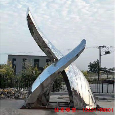 镜面不锈钢鲸鱼尾巴雕塑