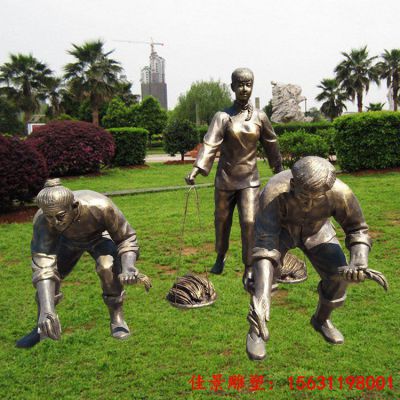 玻璃钢仿铜农耕文化插秧雕塑