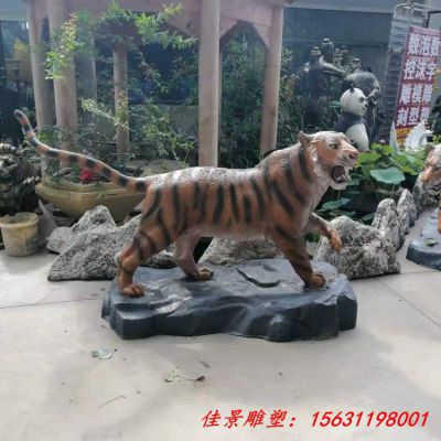 玻璃钢老虎雕塑