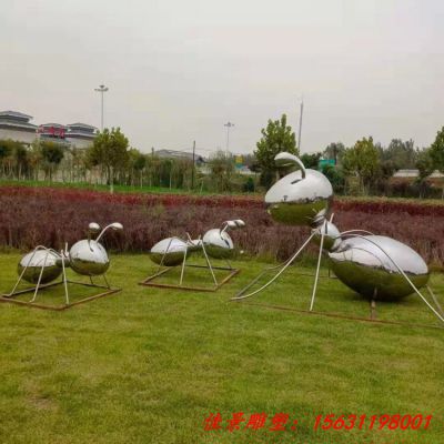 不锈钢镜面蚂蚁雕塑