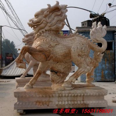 晚霞红古代神兽麒麟石雕
