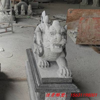 古代神兽貔貅石雕