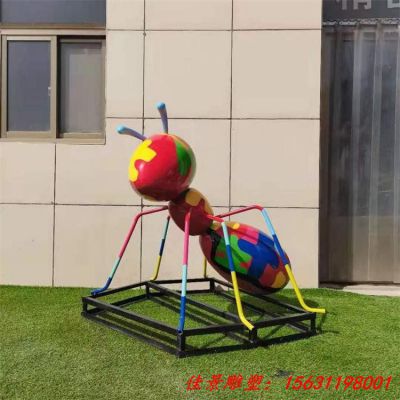 不锈钢彩绘蚂蚁雕塑