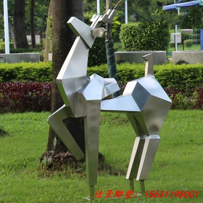 不锈钢镜面几何鹿雕塑