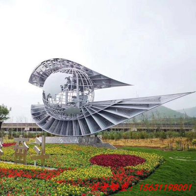 不锈钢大型抽象眼睛雕塑